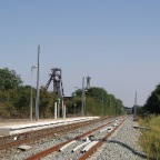 2 une vue de l'arret graffenwald avec un quai pour le tram train