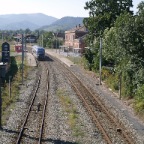 5 un vue de la gare de cernay avec les poteaux qui sont installer